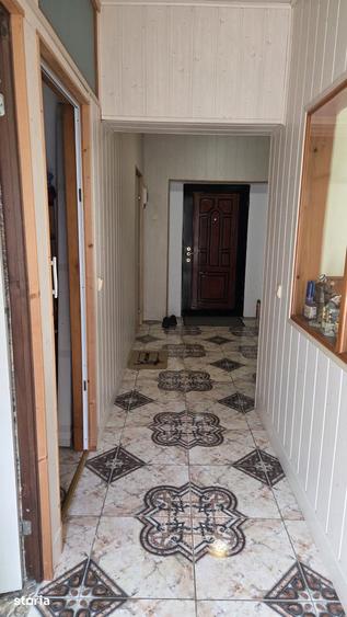 Casă cu 3 camere cu Canalizare în Coiciu