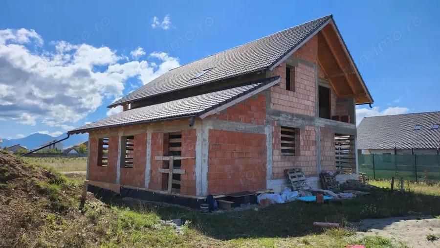 Casa la rosu in Sanpetru - zona Livada - 5