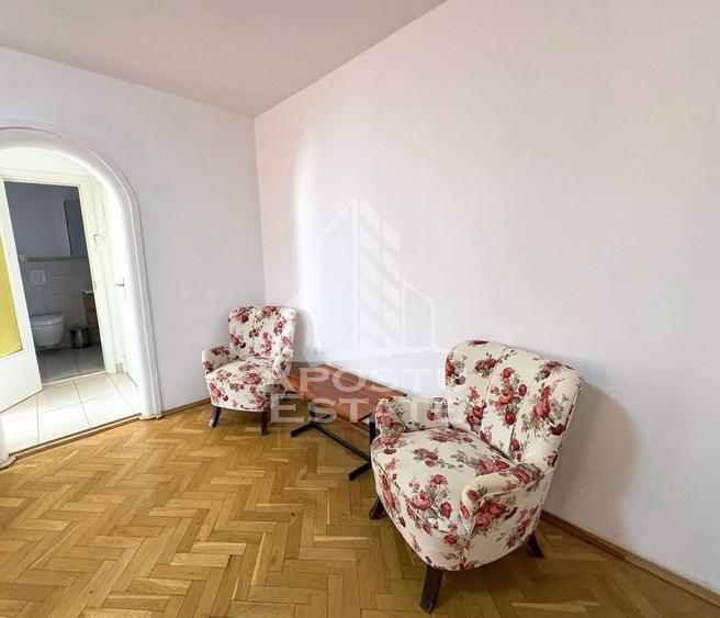 Apartament cu 2 camere semidecomandat, mobilat în Complex Studențesc