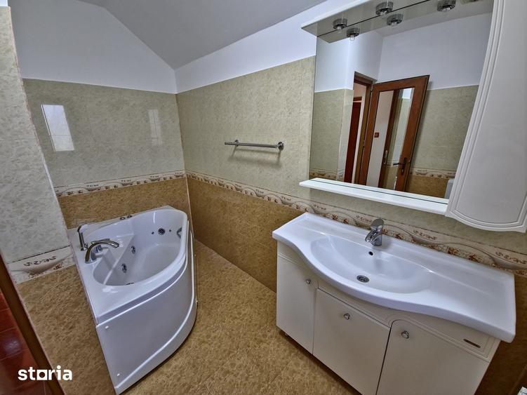 Casă cu 3 camere cu Teren 200 Mp în Cumpăna