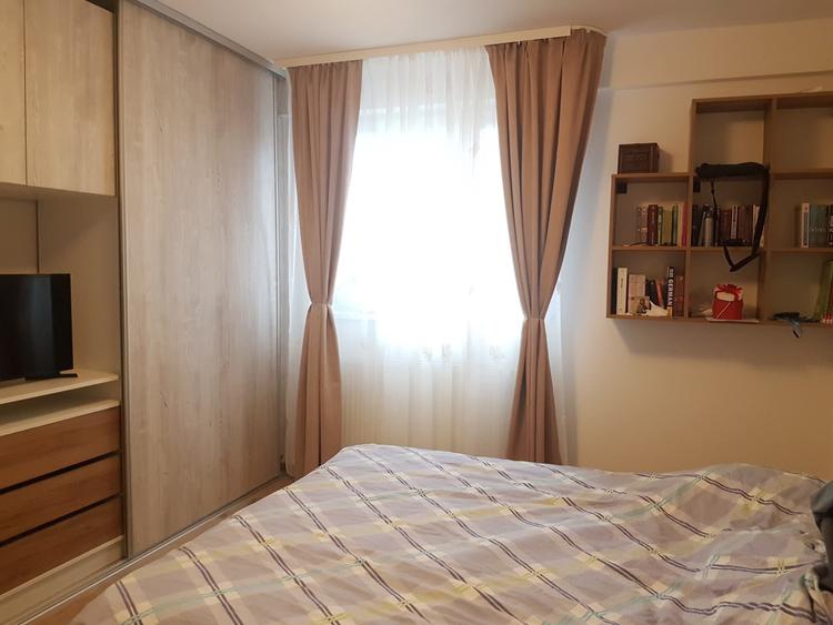 Apartament cu 2 camere decomandat în Între Lacuri