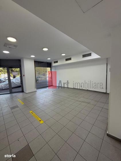 Spațiu comercial, de 241 mp, în 1 Mai