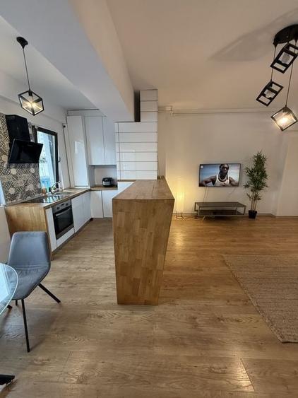 Apartament cu 2 camere semidecomandat, mobilat în Alba Iulia