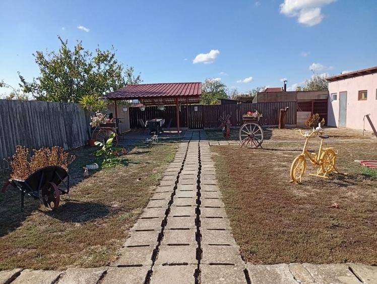 Casă cu 2 camere în Șofronea