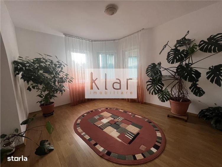 Casă cu 4 camere cu Teren 550 Mp în Central