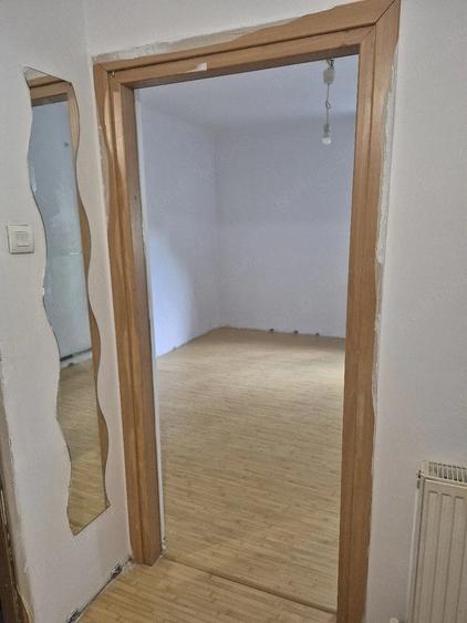 Casă cu 2 camere cu Teren 300 Mp în Andronache