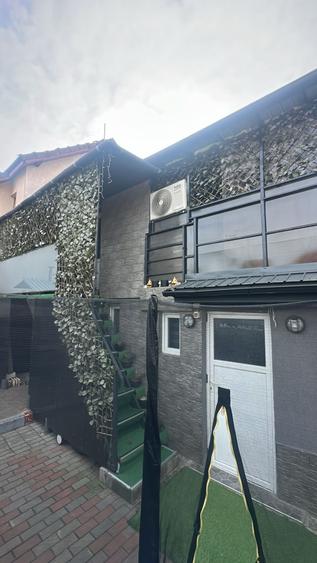 Casă individuală cu 4 camere cu Canalizare în Plopilor