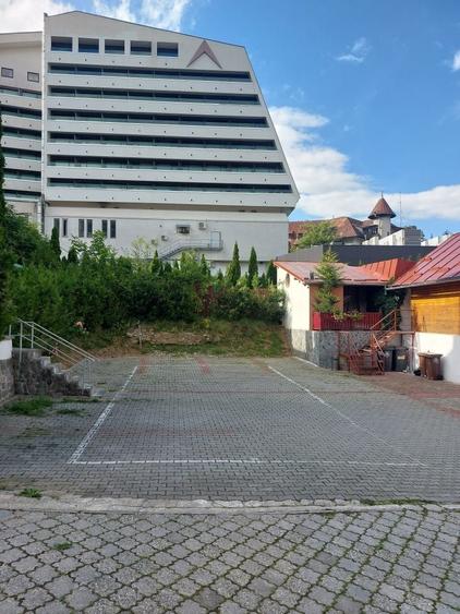 Spațiu comercial, de 280 mp, în Central