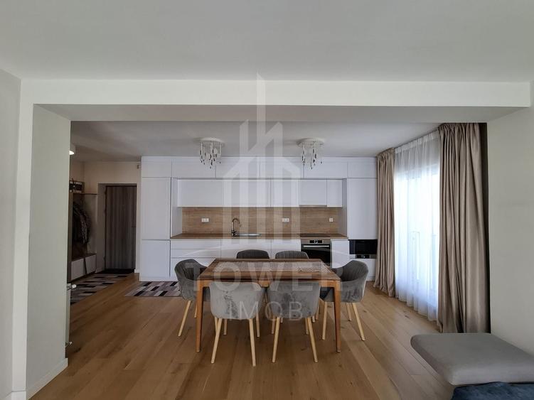 Penthouse cu 4 camere decomandat în Arhitecților - Calea Cisnădiei