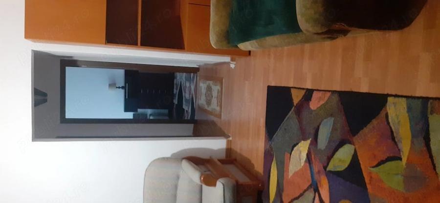 Apartament cu 2 camere semidecomandat în Podu Roș
