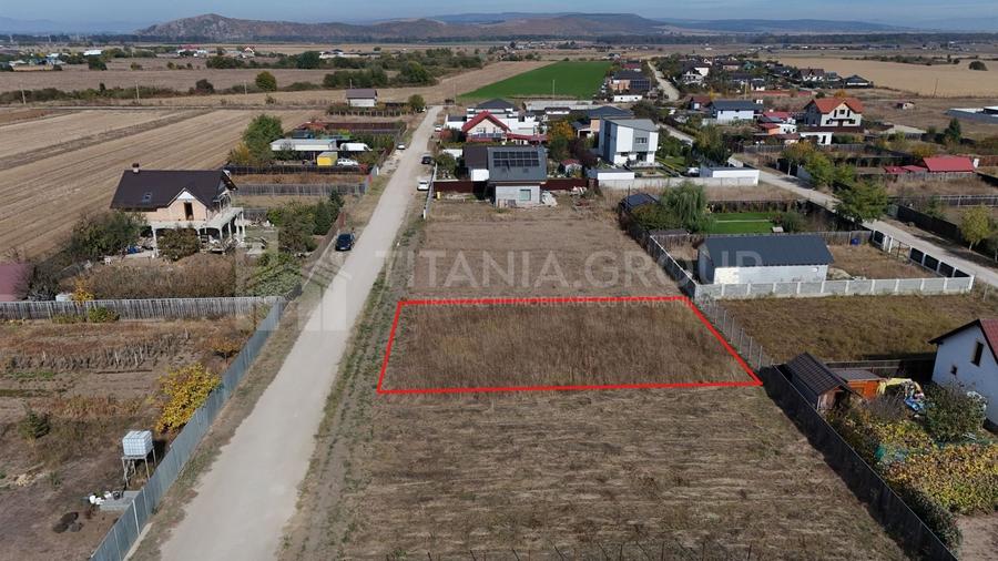 Teren Construcții intravilan de 500 mp, în Hărman