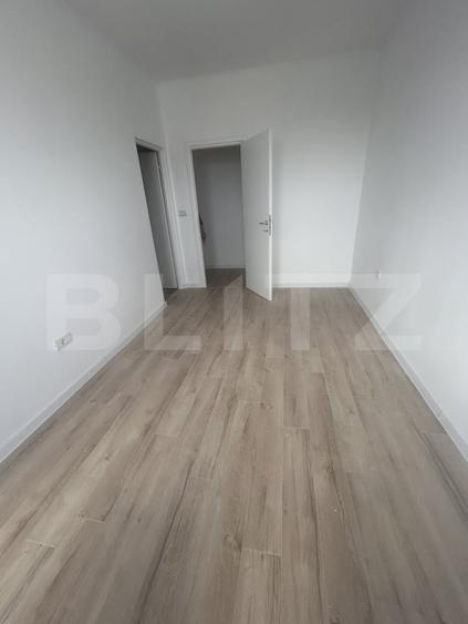 Apartament cu 3 camere decomandat în Aradului