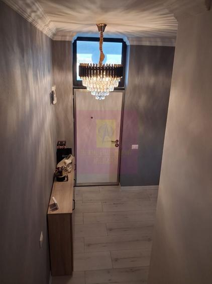 Duplex cu 4 camere cu Canalizare în Nord