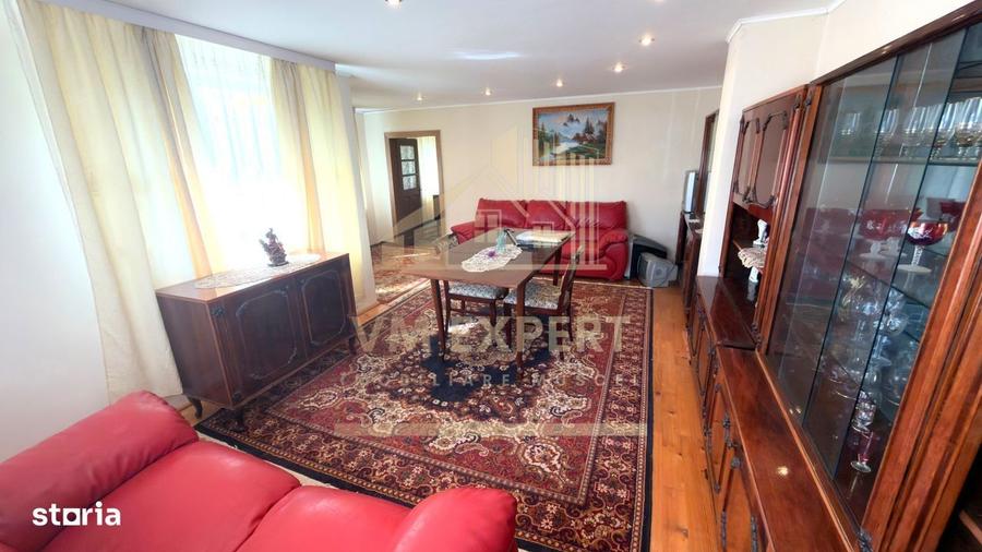 Casă cu 4 camere cu Teren 1316 Mp în Lerești