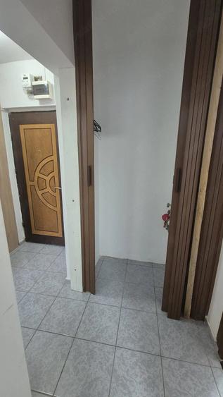 Garsonieră semidecomandată în Costin Georgian