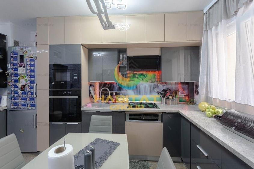 Apartament cu 3 camere decomandat, mobilat în Brâncoveanu