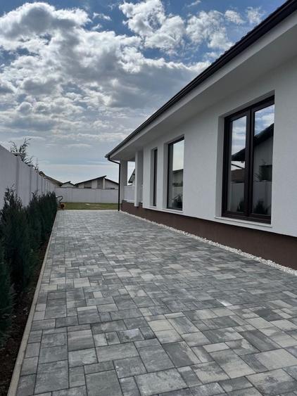 Casă cu 4 camere în Central