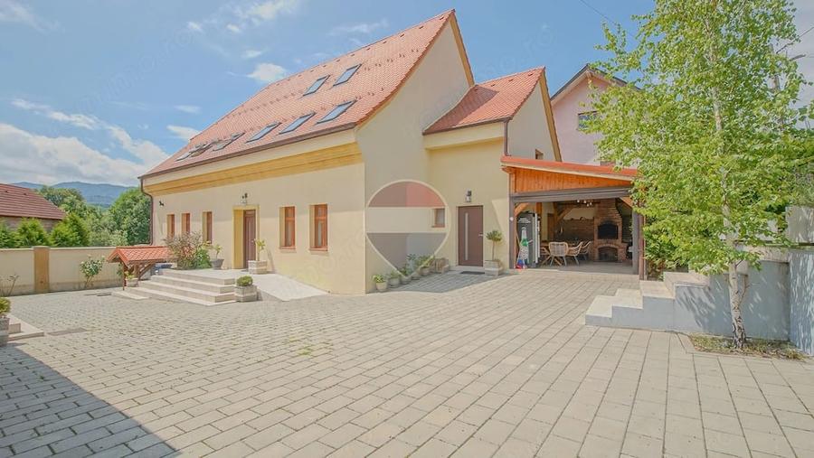 Vila premium cu business func?ional | 475 mp | Sacele - 1