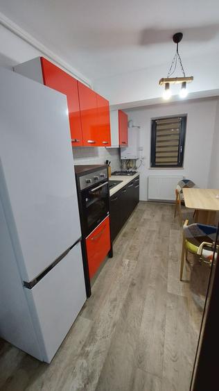 Apartament cu 2 camere decomandat în Ultracentral