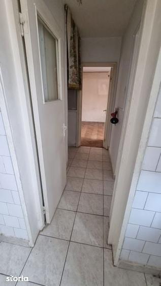 Apartament cu 2 camere decomandat în Mărăței