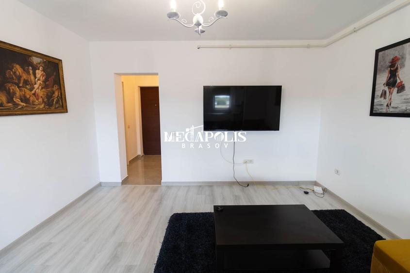 Apartament cu 2 camere semidecomandat în Sânpetru