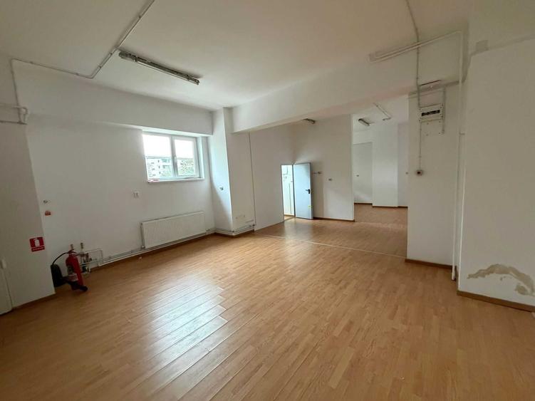 Spațiu comercial, de 90 mp, în Ștefan cel Mare
