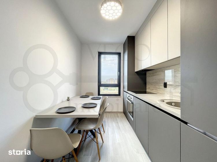 Apartament cu 3 camere, mobilat în Între Lacuri