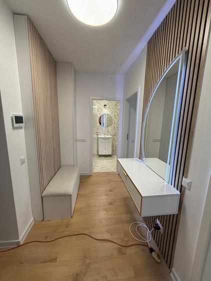 Apartament cu 3 camere decomandat, mobilat în Exterior Sud