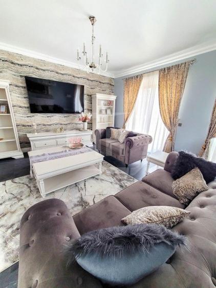 Casă individuală cu 4 camere cu Piscina în Gruia