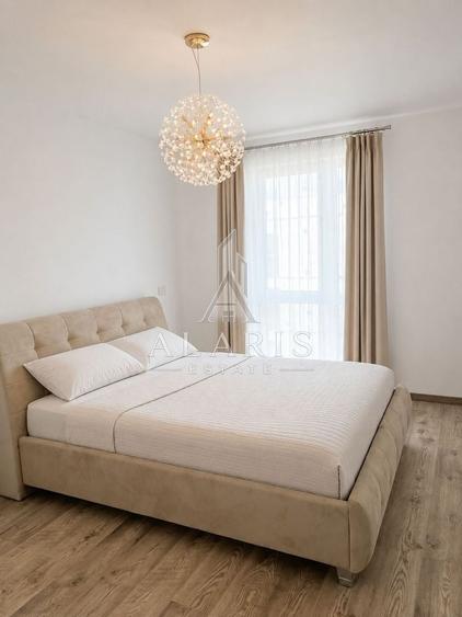 Apartament cu 2 camere semidecomandat, mobilat în Soarelui