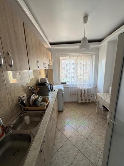 Apartament cu 2 camere semidecomandat, mobilat în Moșilor