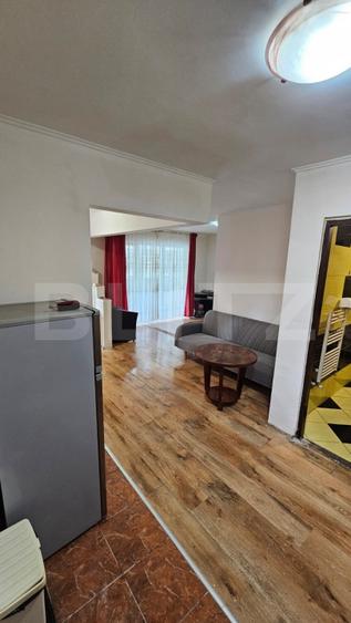 Apartament cu 2 camere semidecomandat, mobilat în Florești