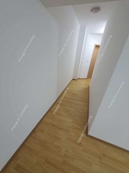 Apartament cu 3 camere nedecomandat în Lipovei