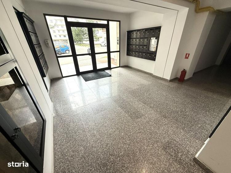 Apart 2 camere decomandat, bloc nou - 5