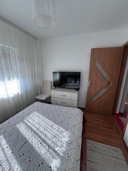 Apartament cu 2 camere decomandat în Berca