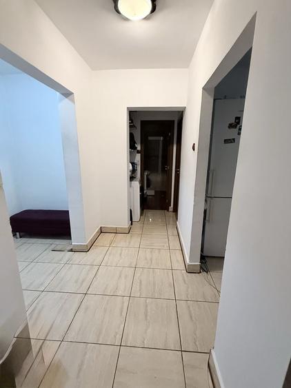 Proprietar vand apartament 2 camere decomandat, 52 mp, zona Marasesti-OMV - 3