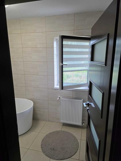 Casă cu 3 camere în Central