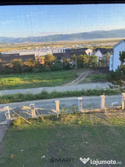 Casă cu 3 camere cu Teren 640 Mp în Cristian