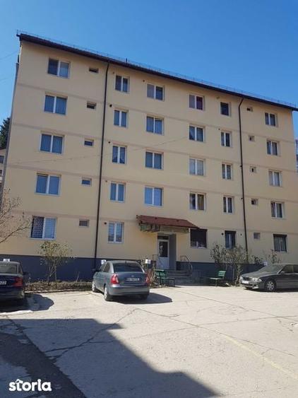Garsoniera de inchiriat - Centrul Istoric - str. Lunga - 8