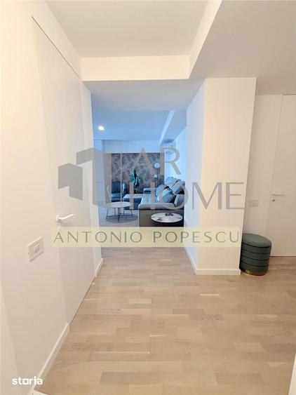 Apartament cu 4 camere, mobilat în Republicii