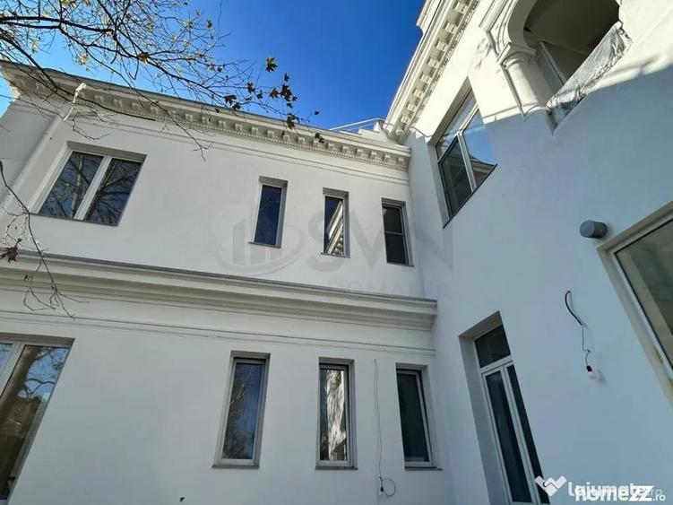 Casă cu 7 camere cu Teren 924 Mp în Ultracentral