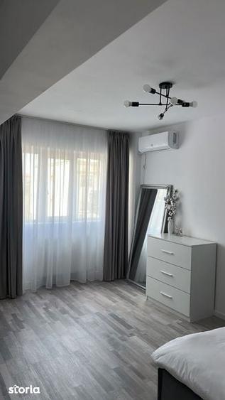 Vand apartament 2 camere Centru - 2