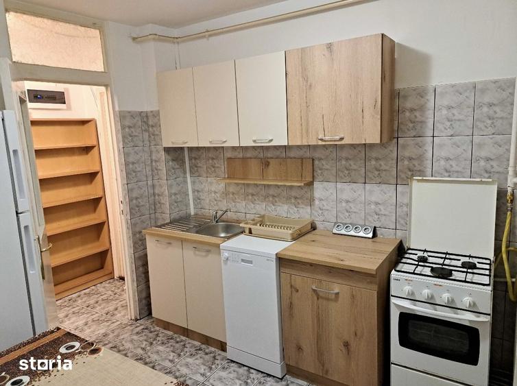 Apartament cu 2 camere decomandat, mobilat în Între Lacuri
