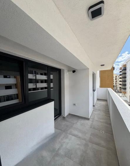 Apartament cu 2 camere semidecomandat în Exterior Vest