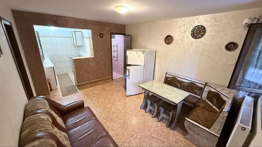 Apartament cu 2 camere semidecomandat în Nicolina
