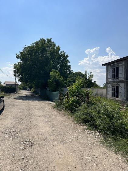 Teren de 500 mp, în Exterior Vest