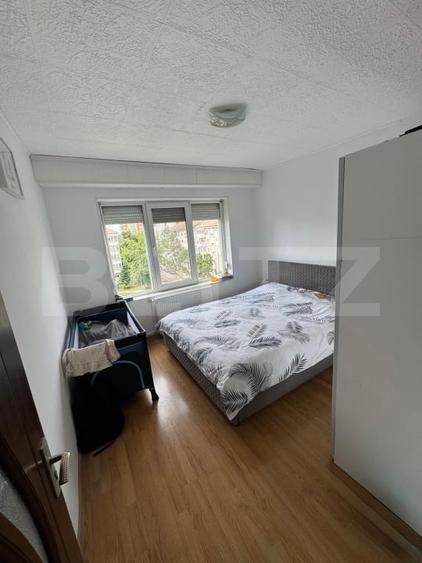 Apartament cu 3 camere decomandat, mobilat în Decebal