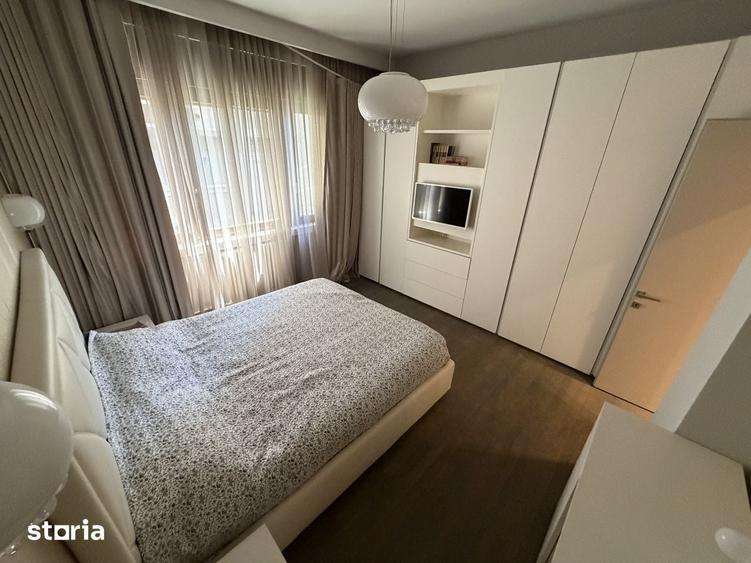 Apartament cu 3 camere în Victoriei