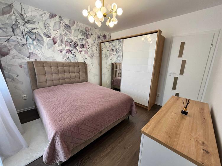 Apartament cu 2 camere semidecomandat în Turnișor