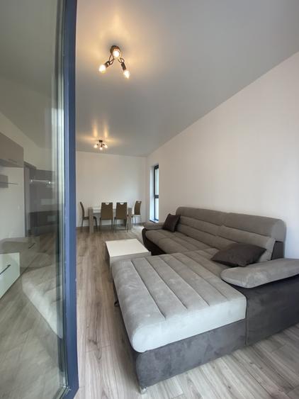 Apartament cu 3 camere decomandat, mobilat în Lujerului